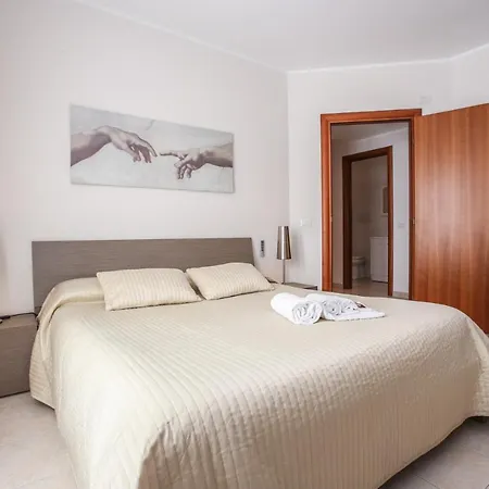 Apartment Glicine - A Pochi Passi Dal Mare