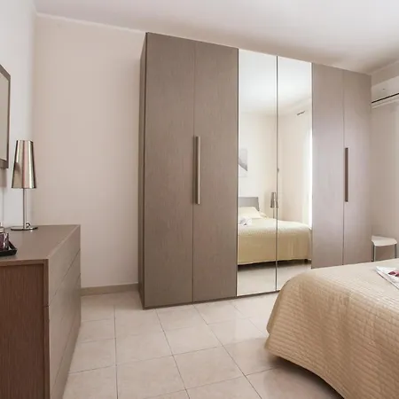 Glicine - A Pochi Passi Dal Mare Apartment Pozzallo