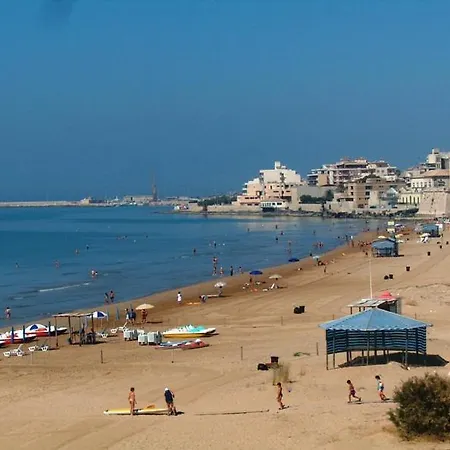 Apartment Glicine - A Pochi Passi Dal Mare